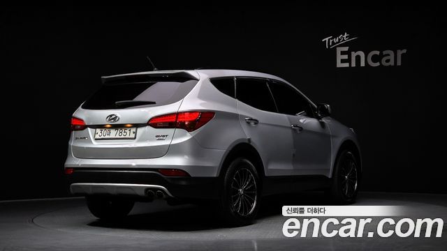 Hyundai Santa Fe 2013 thumb 3