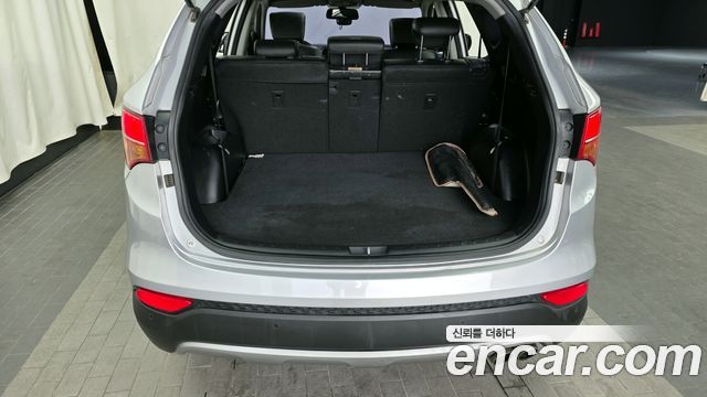 Hyundai Santa Fe 2013 thumb 11