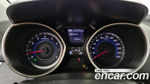Hyundai Avante 2013 thumb 8