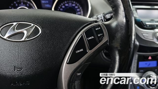 Hyundai Avante 2013 thumb 12
