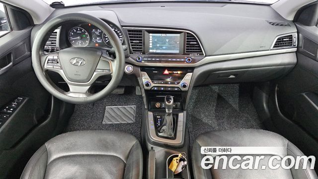 Hyundai Avante 2016 thumb 8