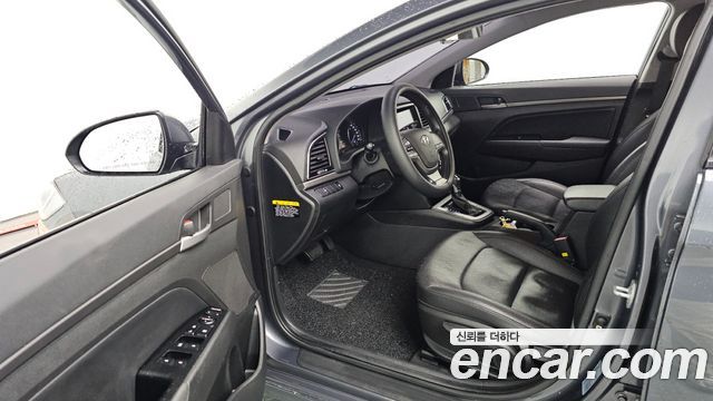 Hyundai Avante 2016 thumb 11
