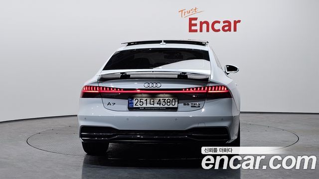 Audi A7 2020 thumb 8