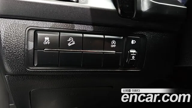 SsangYong Rexton 2023 thumb 12