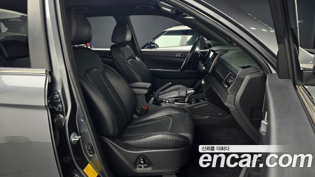 SsangYong Rexton 2020 thumb 11