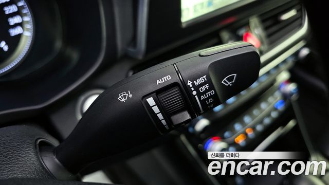 Hyundai Grandeur 2017 thumb 12