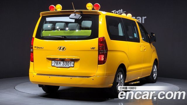 Hyundai Starex 2019 thumb 3