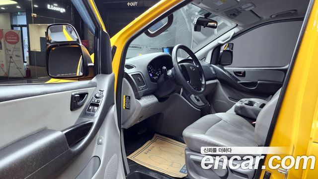 Hyundai Starex 2019 thumb 12
