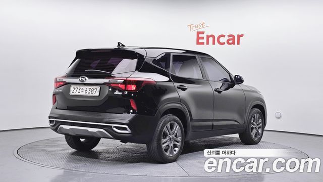 Kia Seltos 2019 thumb 2