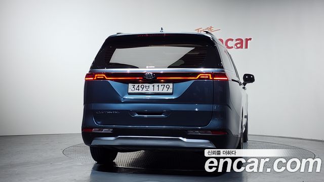Kia Carnival 2020 thumb 4