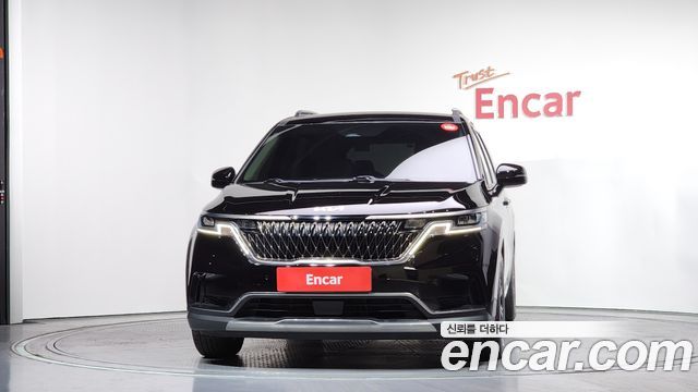 Kia Carnival 2023 thumb 4
