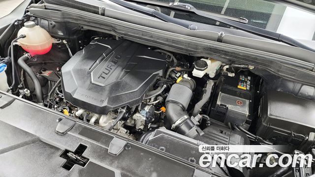 Kia Carnival 2023 thumb 7