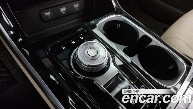 Kia Carnival 2023 thumb 10