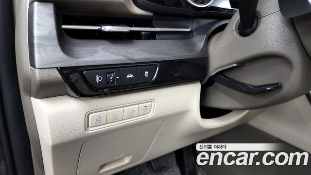 Kia Carnival 2023 thumb 12