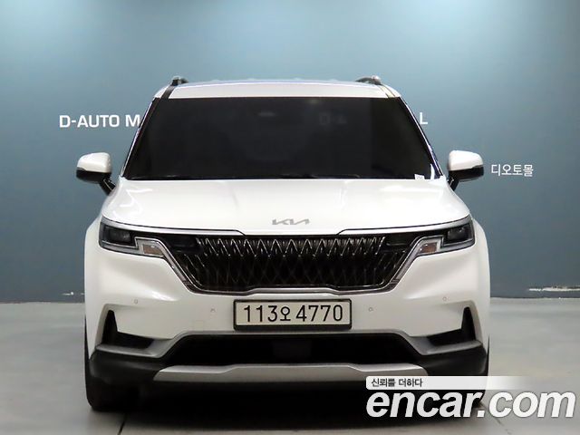 Kia Carnival 2023 thumb 4