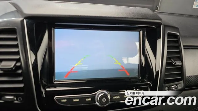 SsangYong Rexton 2020 thumb 12