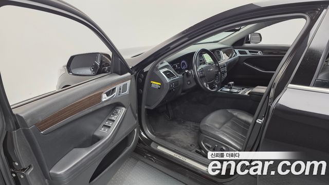 Genesis G80 2017 thumb 12