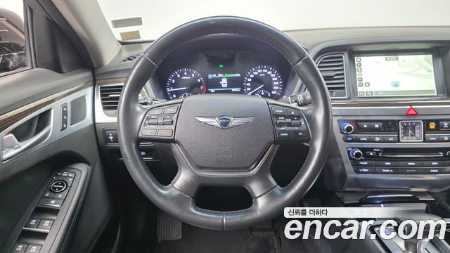 Genesis G80 2017 thumb 11
