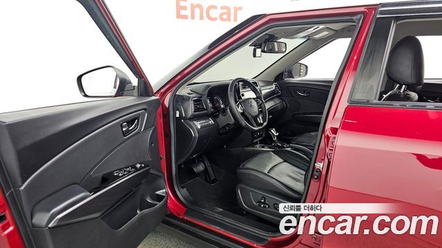 SsangYong Tivoli 2022 thumb 5