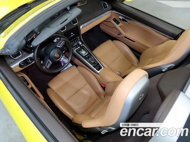 Porsche Cayman 2019 thumb 4