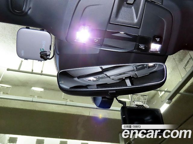 Porsche Cayman 2019 thumb 10