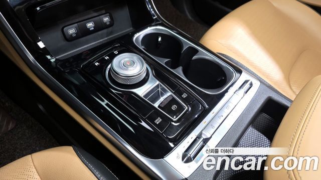 Kia Carnival 2022 thumb 9