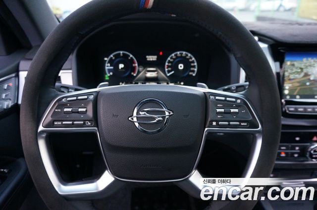 SsangYong Rexton 2021 thumb 2