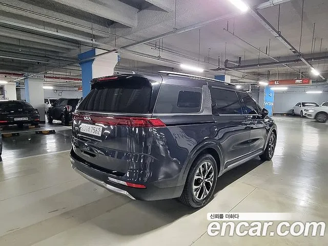 Kia Carnival 2021 thumb 6