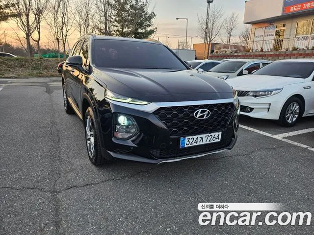Hyundai Santa Fe 2018 thumb 3