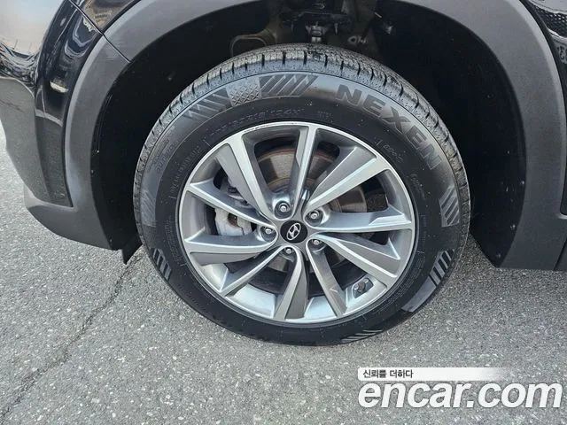Hyundai Santa Fe 2018 thumb 7