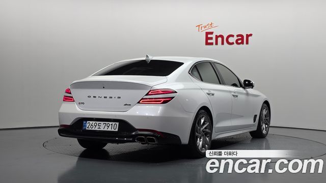 Genesis G70 2021 thumb 3