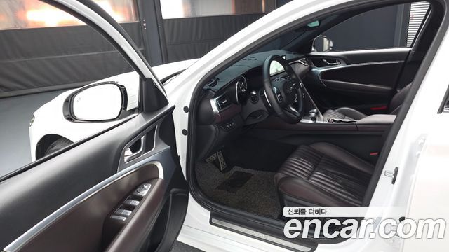Genesis G70 2021 thumb 11