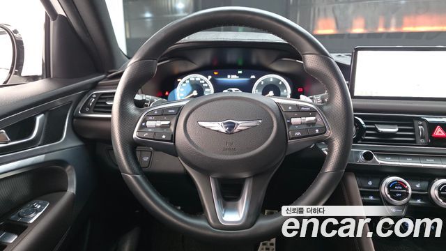 Genesis G70 2021 thumb 12