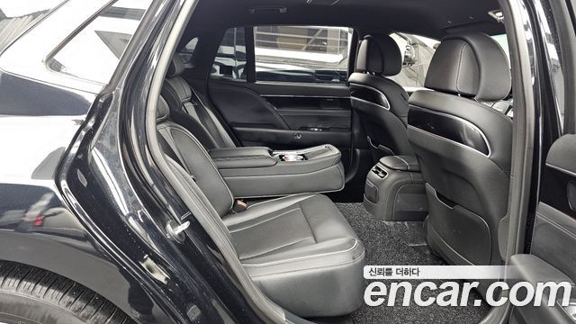 Genesis G90 2023 thumb 12