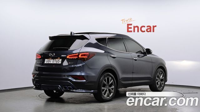 Hyundai Santa Fe 2016 thumb 3