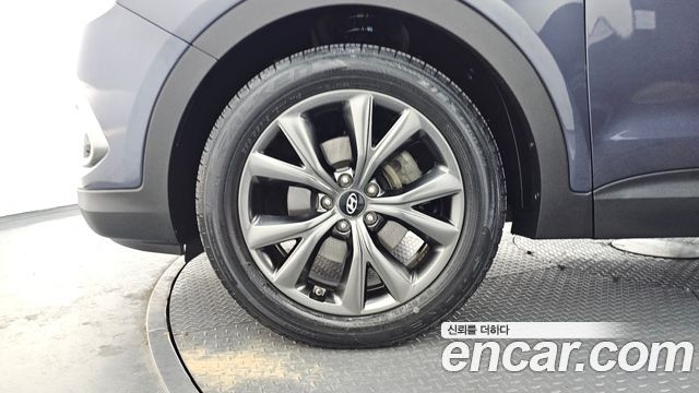Hyundai Santa Fe 2016 thumb 6
