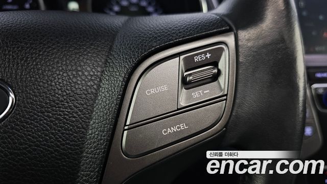 Hyundai Santa Fe 2016 thumb 12