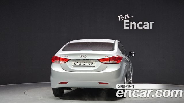 Hyundai Avante 2013 thumb 4
