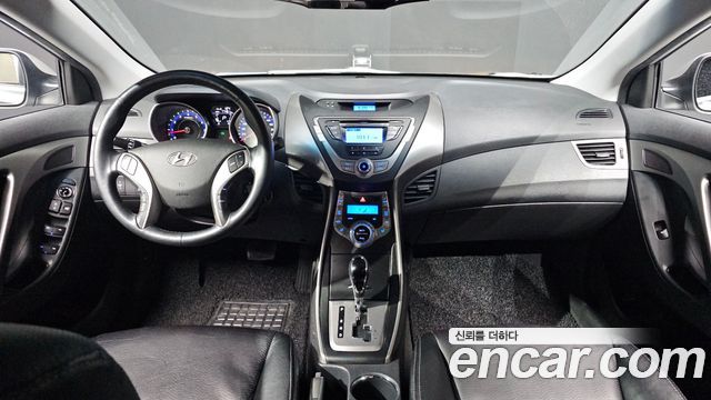 Hyundai Avante 2013 thumb 7