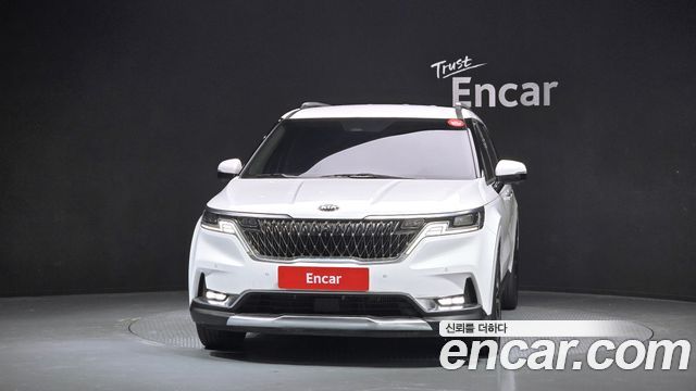 Kia Carnival 2021 thumb 4