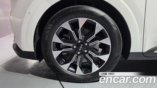 Kia Carnival 2022 thumb 6