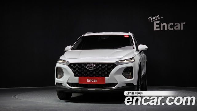 Hyundai Santa Fe 2019 thumb 4