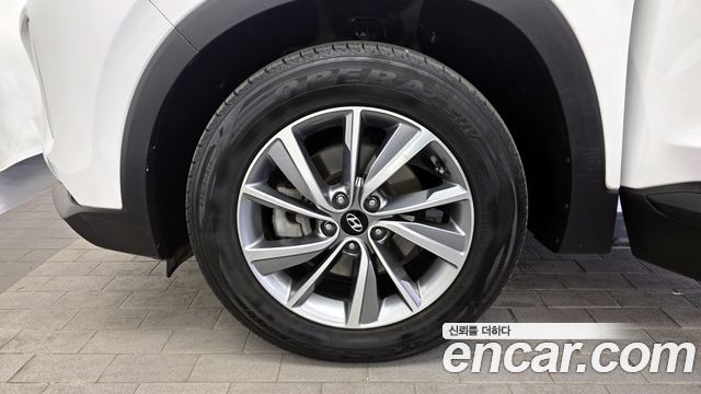 Hyundai Santa Fe 2019 thumb 6