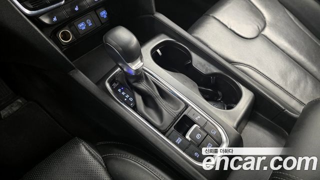Hyundai Santa Fe 2019 thumb 10