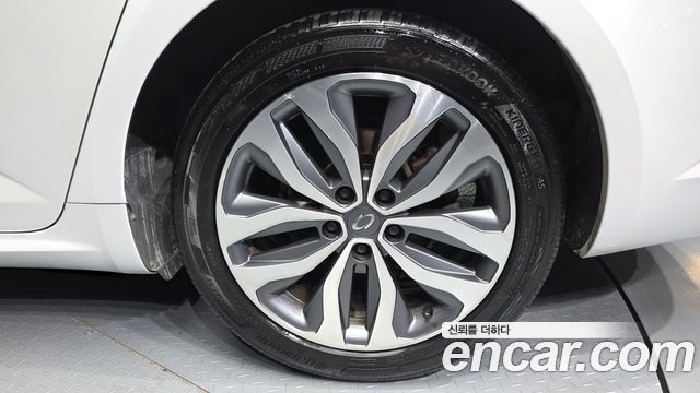 Renault Korea SM6 2017 thumb 6