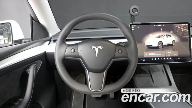 Tesla Model Y 2024 thumb 4