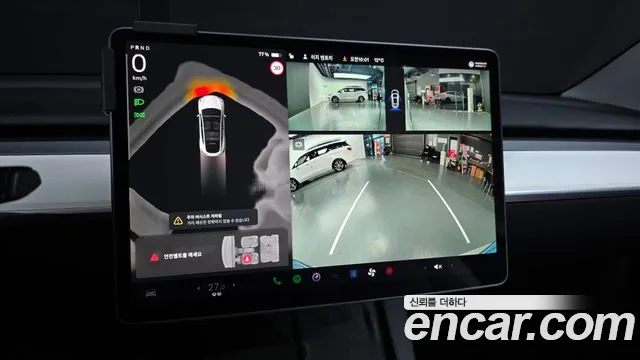 Tesla Model Y 2024 thumb 2