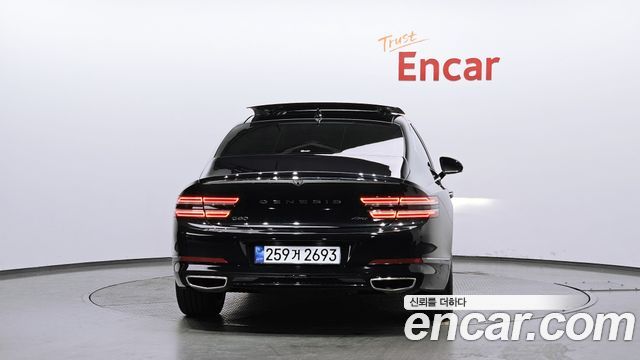 Genesis G80 2022 thumb 5