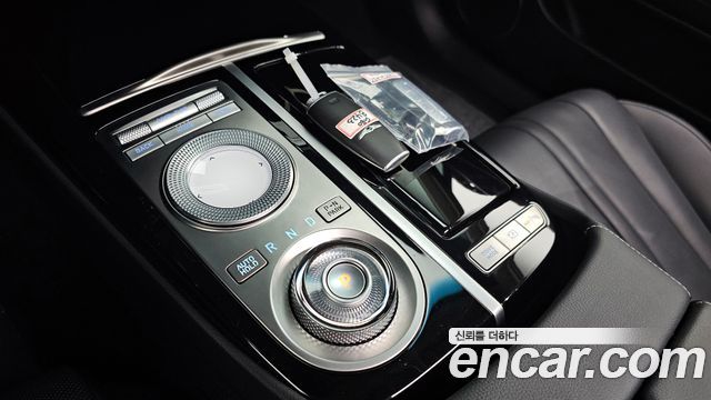 Genesis G80 2022 thumb 10