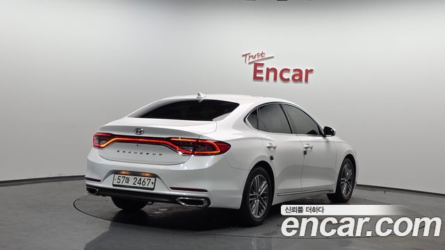 Hyundai Grandeur 2017 thumb 3